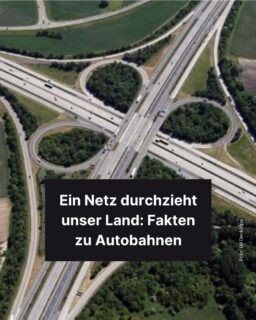 Um mit dem Auto schnell von einem Punkt zum anderen zu gelangen, nutzen viele die Autobahn. 🛣️ Dort kann man in Deutschland manchmal sogar so schnell fahren, wie man will. 🚘 Mehr zu den besonderen Straßen erfährst du in diesem Info-Post! 😊
#autobahn #ausfahrt #tempo #autobahnkreuz #tempolimit #werkstatt #auto #asphalt #raser #zeitung #freistunde